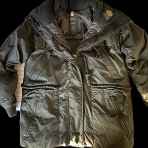 NWT Kanuk Typha jacket size L in black